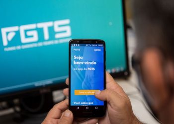 Uso do saldo futuro do FGTS estará disponível para famílias com renda de até R$ 4.400 (Foto: Fabiane de Paula)