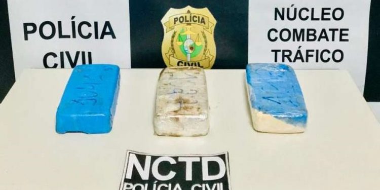 Jovem maranhense é presa com drogas dentro de ônibus no Crato