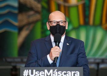 Dimas Covas, presidente do Instituto Butantã, em entrevista coletiva no Palácio dos Bandeirantes (Foto: Divulgação/Governo do Estado de SP)
