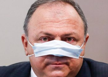 O ex-ministro Eduardo Pazuello na CPI da Covid (Foto: Sérgio Lima/AFP)