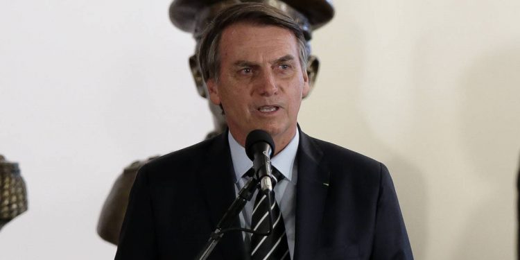 Bolsonaro tem inclinações nazistas e fascistas, afirmam intelectuais judeus