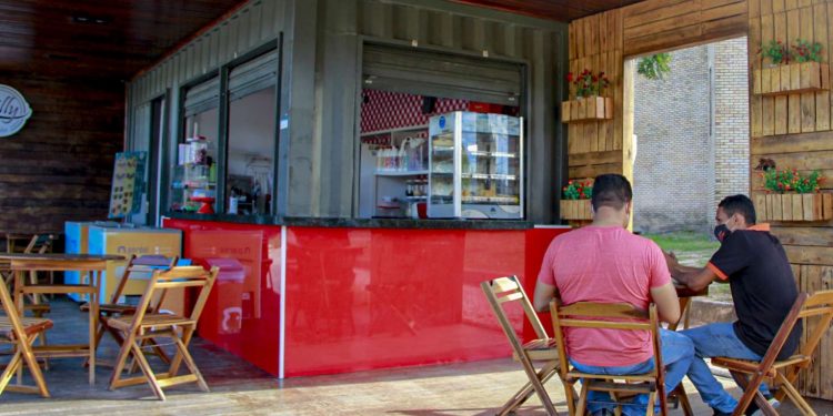 Governo do Ceará reabre cadastro do Benefício Energia para empresas de alimentação fora do lar