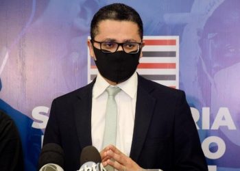 Carlos Eduardo Lula prevê ainda aumento de problemas respiratórios por conta do inverno (Foto: Karlos Geromy/Governo do Maranhão)