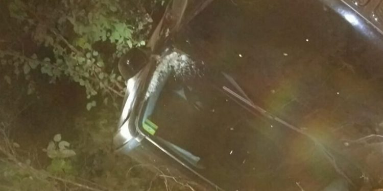 Veículo cai em ribanceira de 30 metros em Caririaçu e ninguém é encontrado; polícia investiga