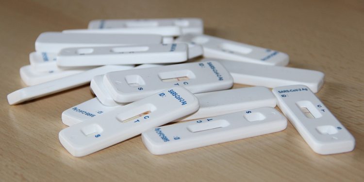 Saiba quais cidades do Ceará ainda têm pacientes na fila de espera por leitos de Covid-19