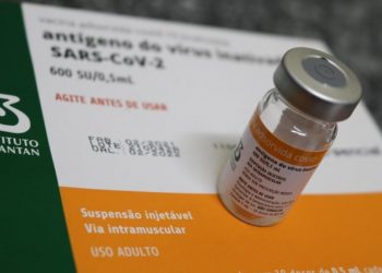 O Ceará não recebe novas remessas de CoronaVac há um mês (Foto: Ana Amaral/Prefeitura de Parnamirim)