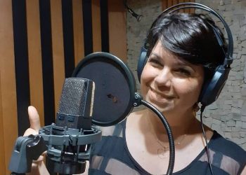 Cantora gospel Cristiane Ferr, defensora do “tratamento precoce”, morre de Covid