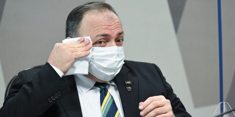 Lewandowski mantém quebras de sigilo de Pazuello e Mayra Pinheiro na CPI