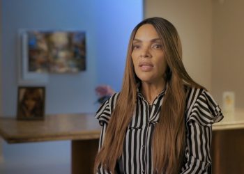 A deputada Flordelis, que teve a perda do mandato aprovada nesta terça (8) pela Comissão de Ética da Câmara (Foto: Reprodução/TV Globo)