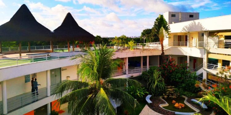 Um dos requisitos para vencer o edital do Governo era o hotel dispor de ambiente com extensa área verde e ar fresco (Foto: Divulgação/Hotel Recanto Wirapuru)