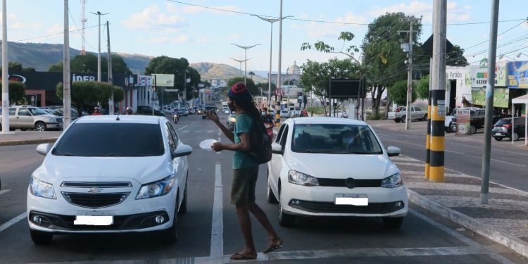 Sem informação, pessoas em situação de rua ainda não foram cadastradas para a vacina no Cariri