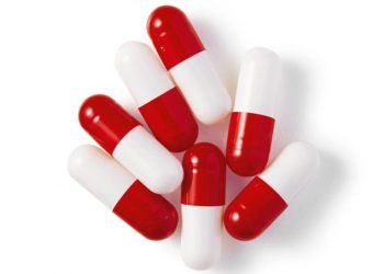 O ibuprofeno pode vir em diferentes formatos, de cápsulas e gotinhas (Foto: Deborah Maxx/SAÚDE é Vital)