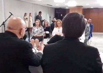 'Ministério Paralelo' durante reunião em setembro (Foto: Reprodução/SamPancher/Metrópoles)