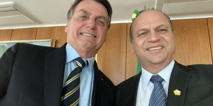 CPI investiga suspeita de propinas de até R$ 296 mil mensais na Saúde