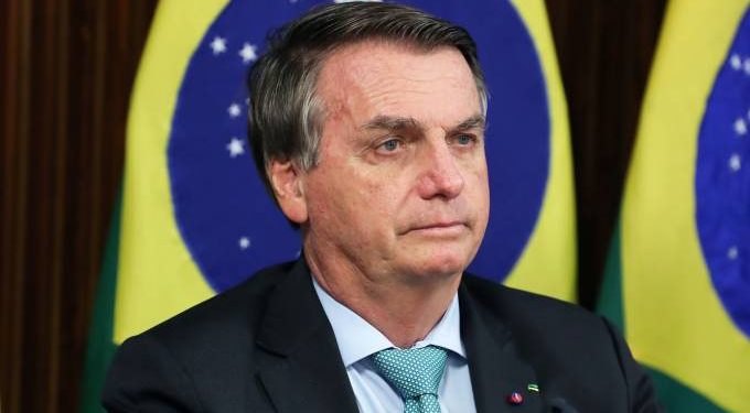 A maior da história: 54% dos brasileiros reprovam governo Bolsonaro, aponta pesquisa
