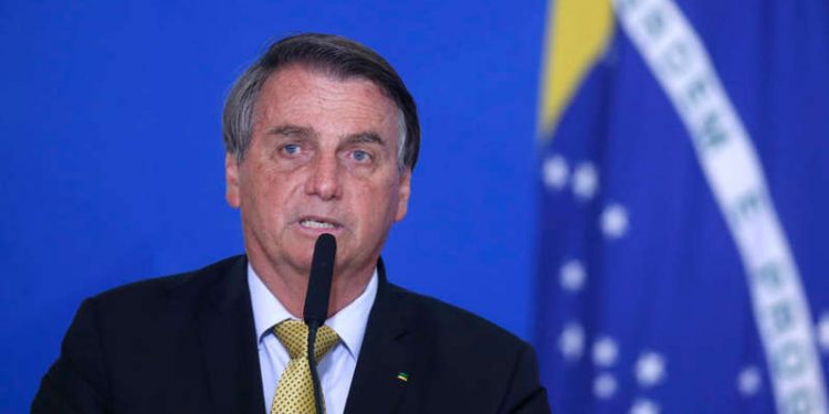 Avaliação positiva de Bolsonaro cai ao menor patamar desde a posse, mostra pesquisa