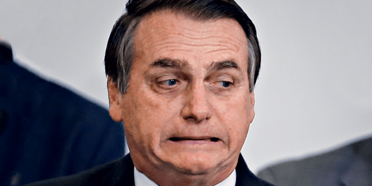 Datafolha: Maioria acha Bolsonaro desonesto, falso, incompetente, despreparado, indeciso, autoritário e pouco inteligente