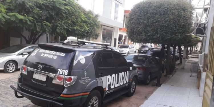 Operação prende presidente da Câmara Municipal e ex-vereador suspeitos de fraude a concurso público