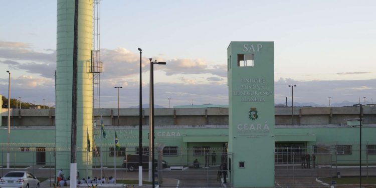 Governador Camilo Santana entrega a primeira Unidade Prisional de Segurança Máxima do Estado