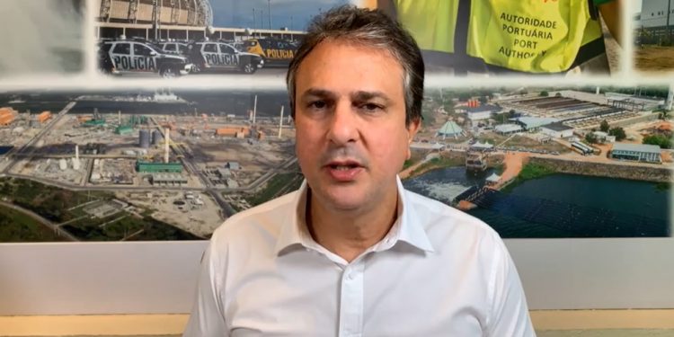 Camilo critica Bolsonaro e diz que alta da gasolina é responsabilidade exclusiva do Governo Federal