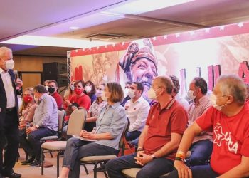 Lula participou de encontro com deputados, prefeitos e vereadores do PT no Ceará (Foto: Divulgação/PT Ceará)