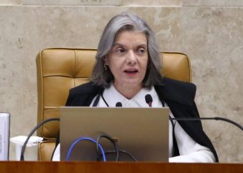 Ministra Cármen Lúcia em sessão no Supremo Tribunal Federal (Foto: Ailton de Freitas/Agência O Globo)