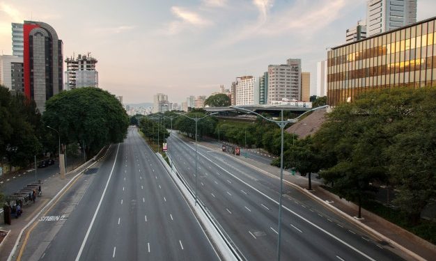 As ruas ainda estão vazias – Por Alexandre Lucas