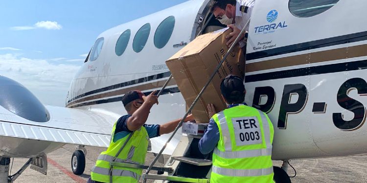 Vacinas adquiridas pelo Ceará junto ao Butantan são distribuídas para 139 municípios