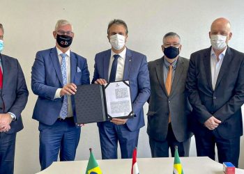 Na Holanda, Camilo assina memorando que prevê investimento de 2 bilhões de dólares em hidrogênio verde