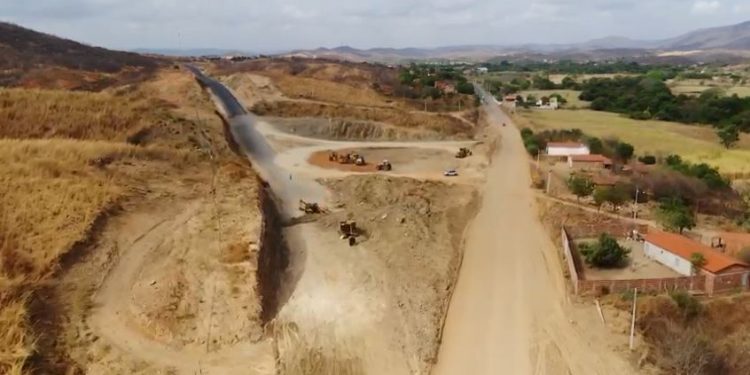 Contorno de Farias Brito passa dos 80% de execução