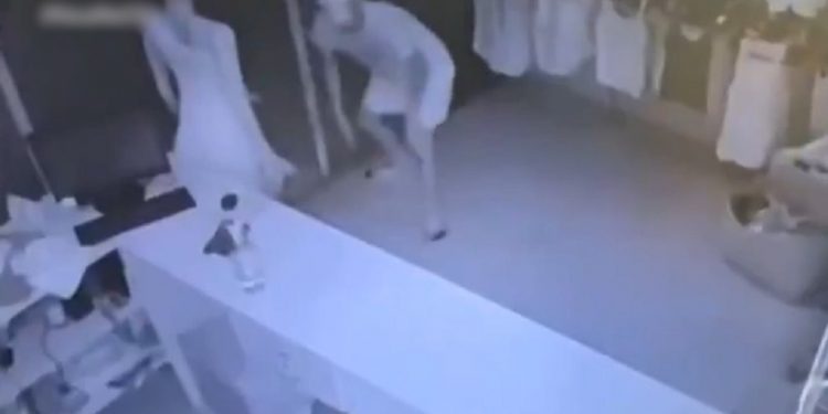 Ladrões arrombam loja no Crato e fogem vestidos com roupas roubadas