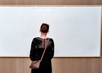 Obra foi batizada de 'Pegue o dinheiro e fuja' (Foto: Reuters)