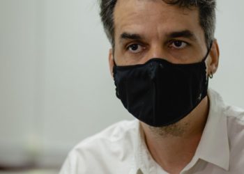 “Esse governo é um espelho do pior que tivemos”, diz Wagner Moura