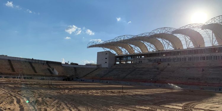 Arena Romeirão supera 90% da obra de modernização concluída, garante Camilo Santana