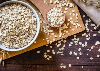 Aveia engorda? Veja 8 benefícios desse cereal e como inseri-lo na dieta