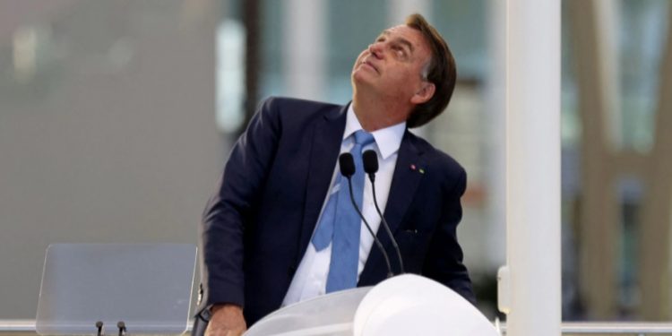 Aprovação ao Governo Bolsonaro cai para 19%, nível mais baixo desde que chegou ao Planalto