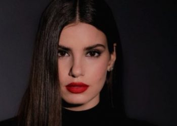 A atriz Camila Queiroz (Foto: Reprodução/Instagram)