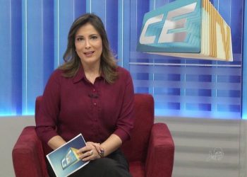 Durante 18 anos, Cintia Lima integrou a programação jornalística da TV Verdes Mares (Foto: Arquivo pessoal)