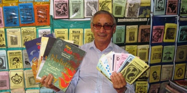 Cordel usado em questão de física no Enem 2021 foi ‘coisa meio espiritual’, diz autor