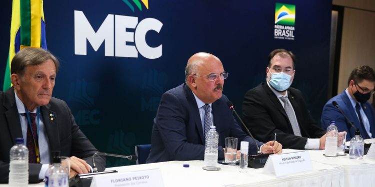 MEC anuncia resultado do Enem para 11 de fevereiro
