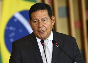 Mourão sobre desmatamento na Amazônia: “Se você quer um culpado, sou eu”