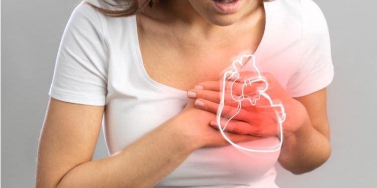 Infarto: quais são os primeiros sinais e o que fazer