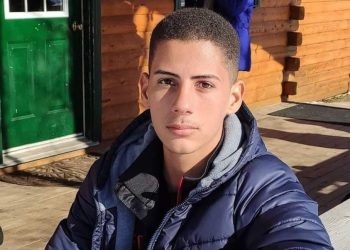 Estudante tira nota mil em redação e dá dicas para a prova do Enem