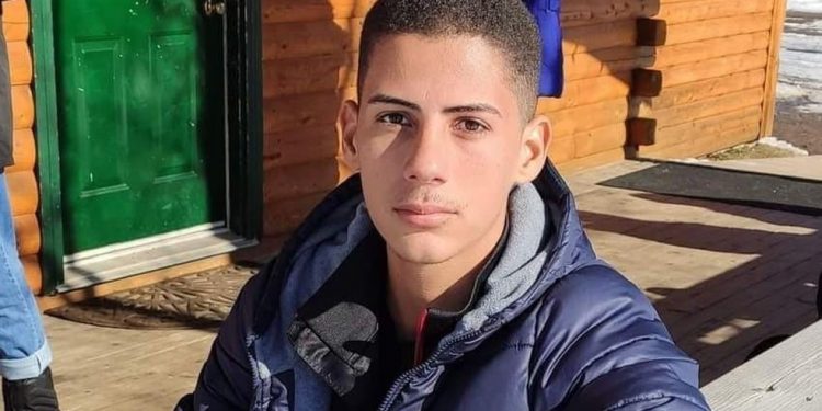 Estudante tira nota mil em redação e dá dicas para a prova do Enem