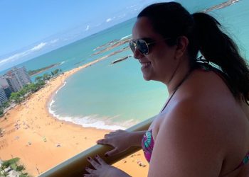 Julia Bittencourt trocou as passagens da lua de mel para uma viagem para a praia (Foto: Arquivo pessoal)