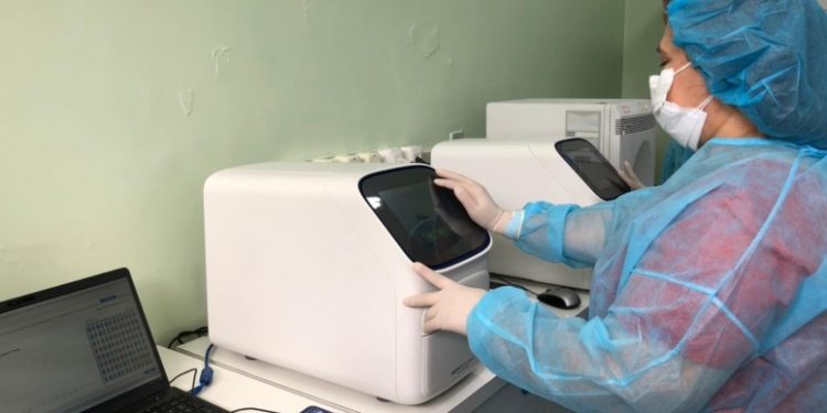 Lacen de Juazeiro do Norte é capacitado para diagnóstico laboratorial de meningite