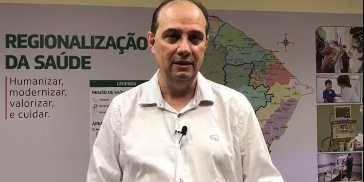 ‘Existe ainda o risco de terceira onda’ da Covid, afirma secretário da Saúde do Ceará