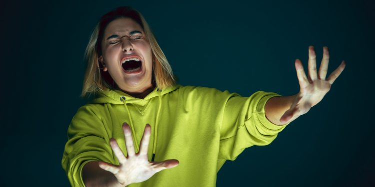 Como é viver com crometofobia, o medo de gastar dinheiro