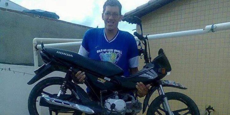 Ninão, o homem mais alto do Brasil, marca cirurgia para amputar perna: ‘Infelizmente é uma decisão difícil’
