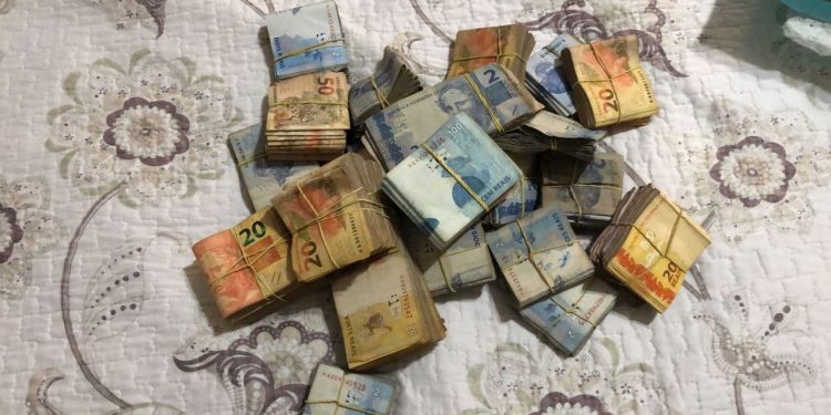 Crato, Juazeiro do Norte, Barbalha e Várzea Alegre: vereadores e funcionários públicos são alvos de operação contra o jogo do bicho